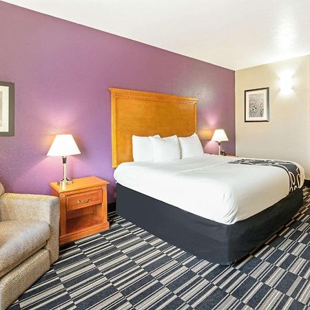La Quinta By Wyndham Ada Hotel Екстериор снимка