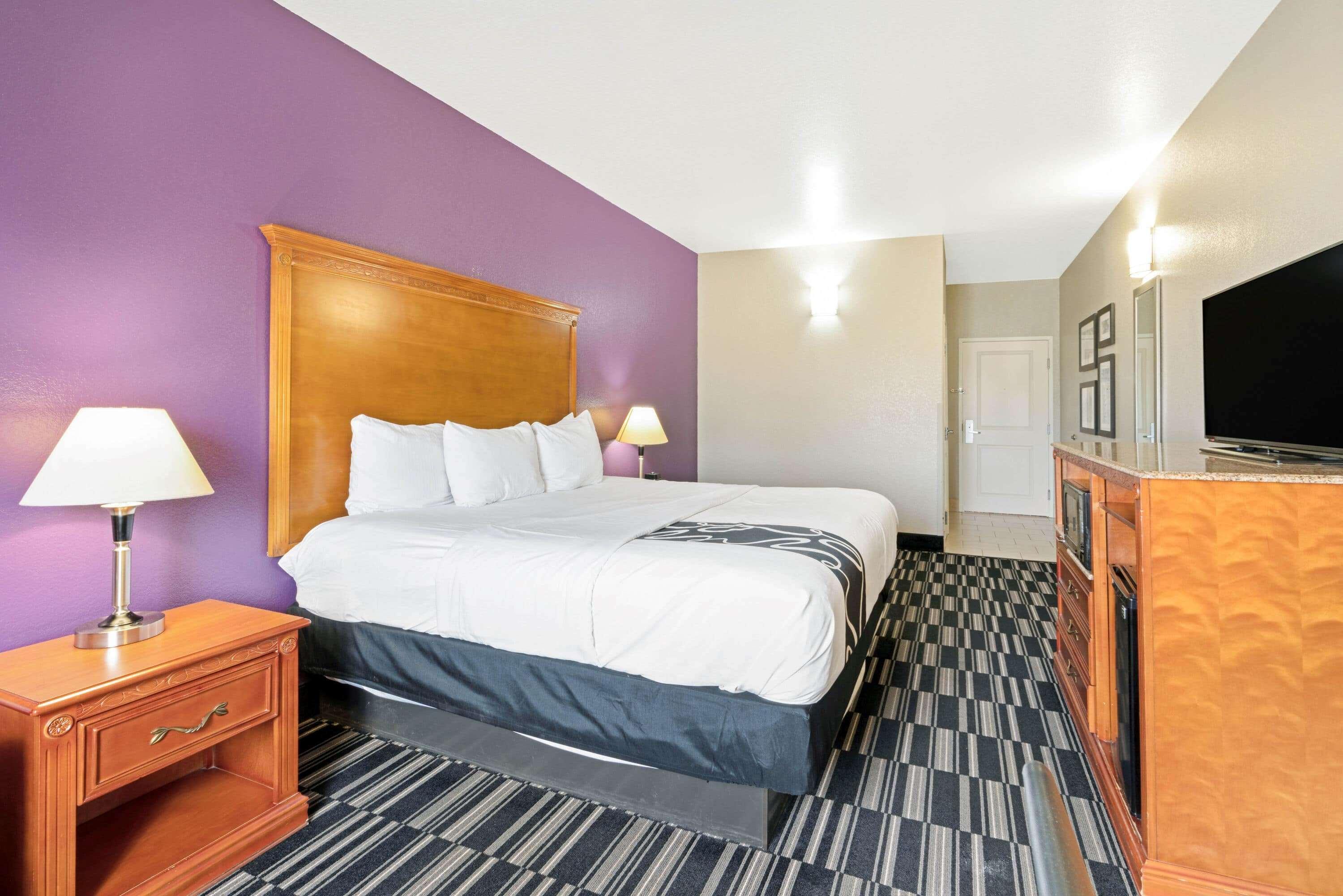 La Quinta By Wyndham Ada Hotel Екстериор снимка