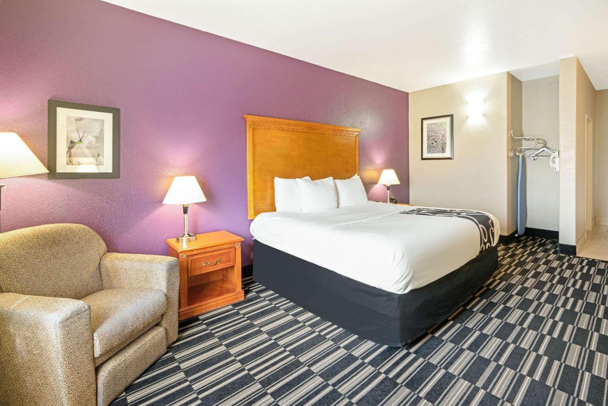 La Quinta By Wyndham Ada Hotel Екстериор снимка