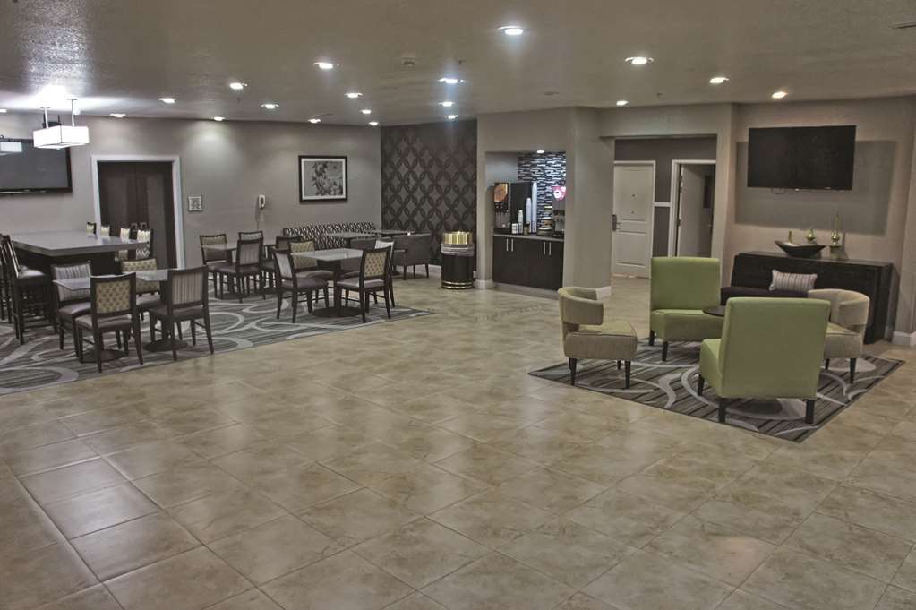 La Quinta By Wyndham Ada Hotel Интериор снимка